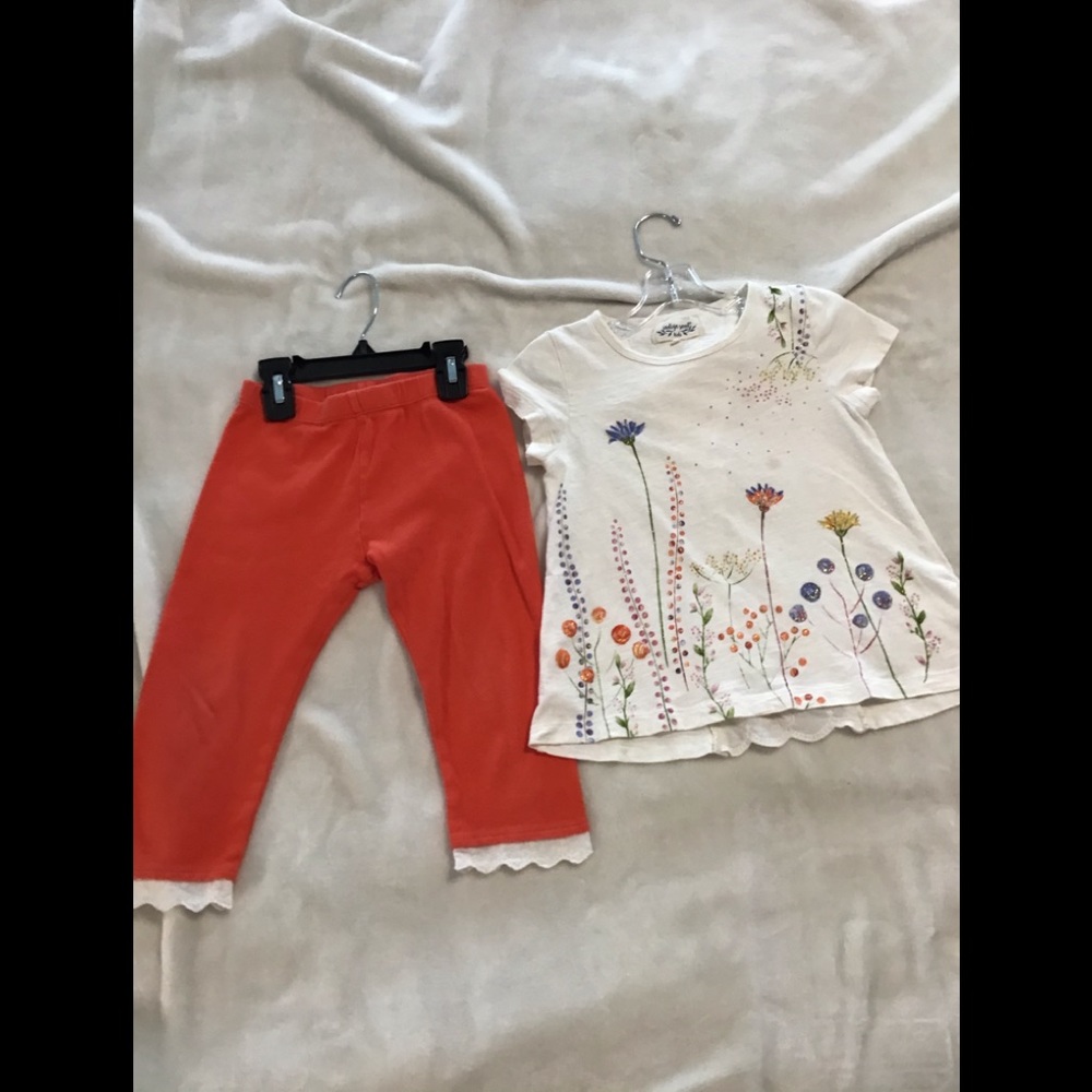Gently worn girls matching set size 6
